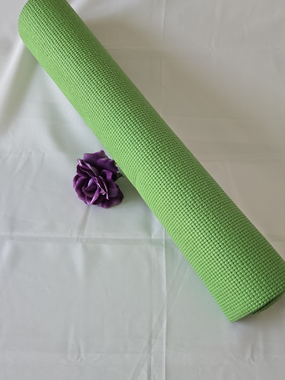 Lime Green Travel Yoga Mat – Lightweight, Sticky Grip, Non‑Slip 68x24